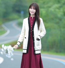 藏蓝色美式学院风针织开衫女秋季小个子修身显瘦短款毛衣外套上衣